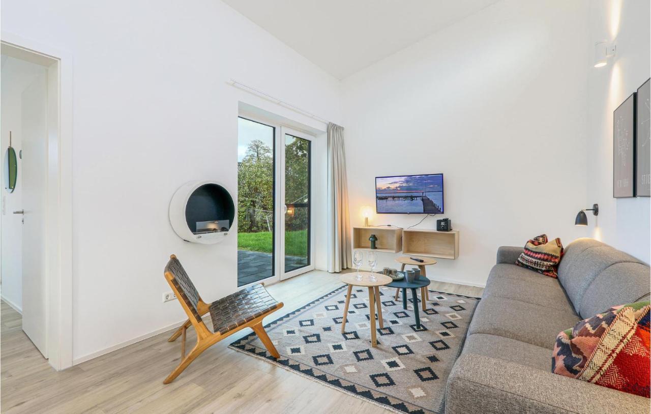 Gorgeous Home In Lembruch-Duemmer See With Kitchen מראה חיצוני תמונה