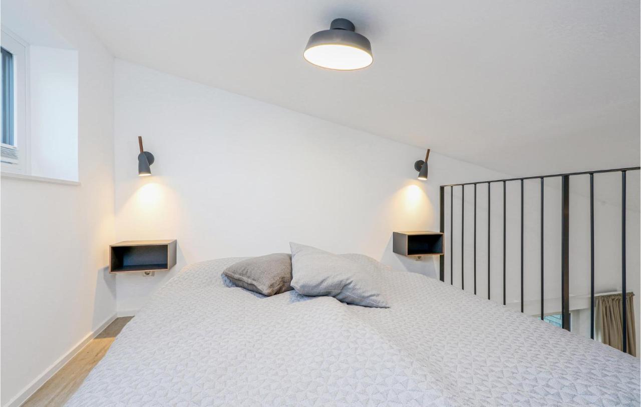 Gorgeous Home In Lembruch-Duemmer See With Kitchen מראה חיצוני תמונה