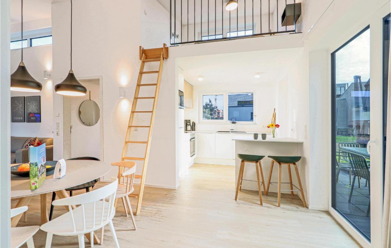 Gorgeous Home In Lembruch-Duemmer See With Kitchen מראה חיצוני תמונה