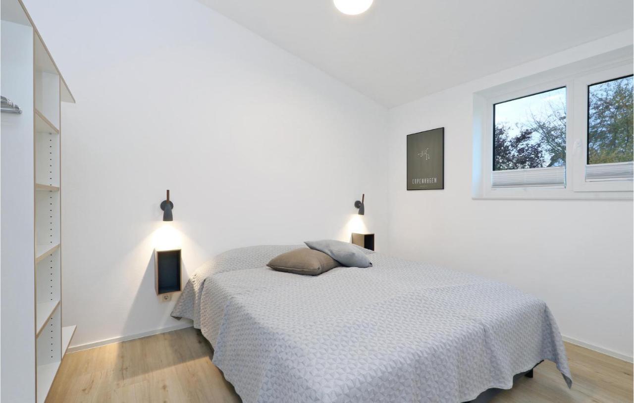 Gorgeous Home In Lembruch-Duemmer See With Kitchen מראה חיצוני תמונה