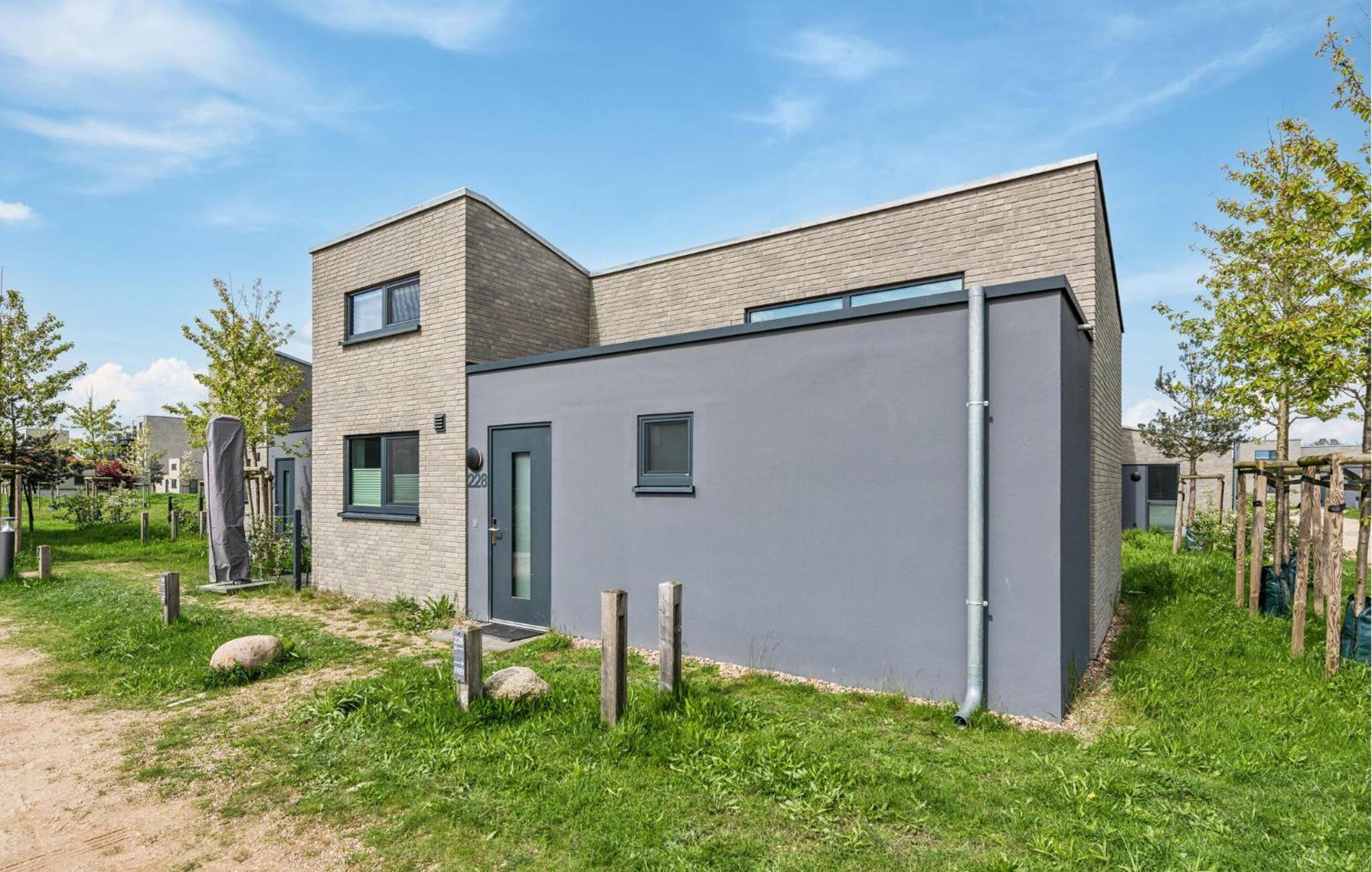 Gorgeous Home In Lembruch-Duemmer See With Kitchen מראה חיצוני תמונה